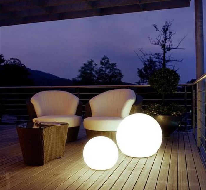 Portable Colour Changing Indoor/Outdoor Lamp