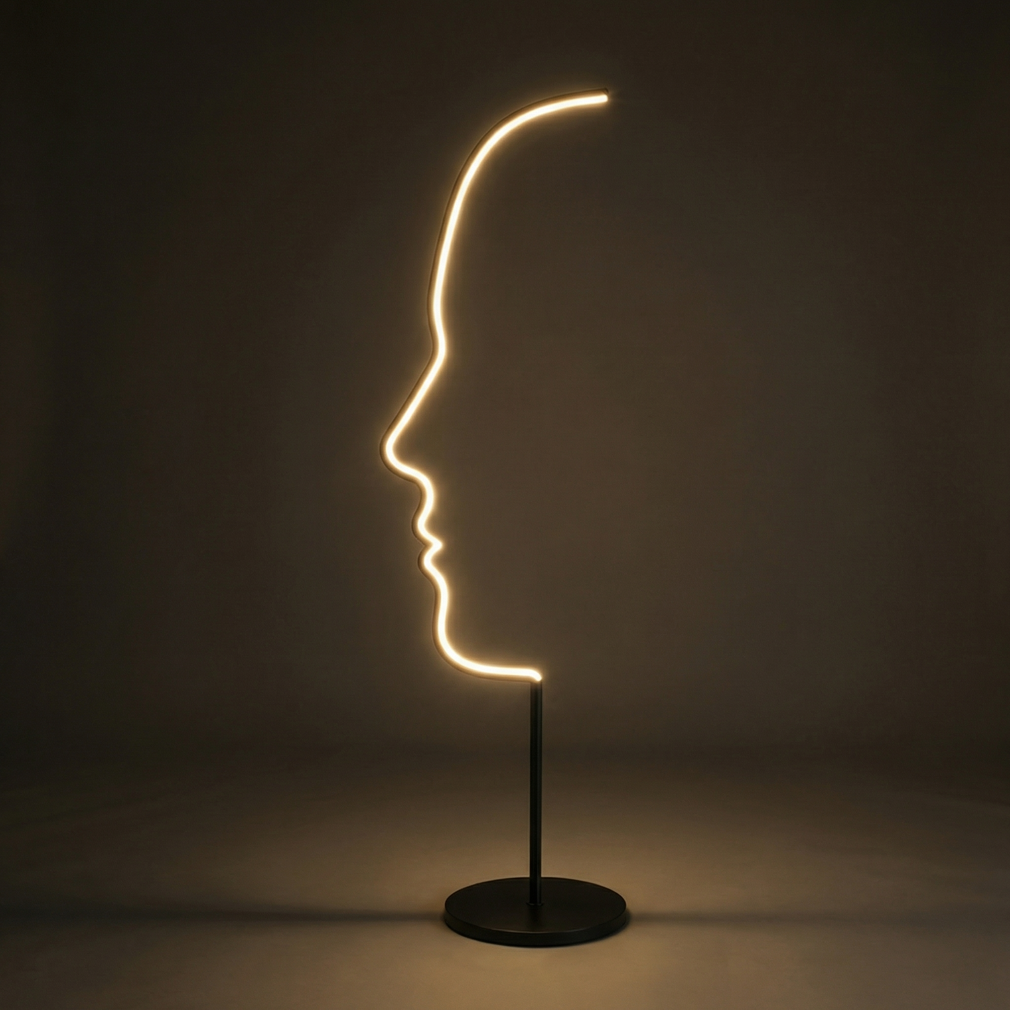 Lampe de sol Sculpturale – Design Contemporain