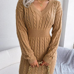 Paula | Langarm-Strickkleid Mit V-Ausschnitt