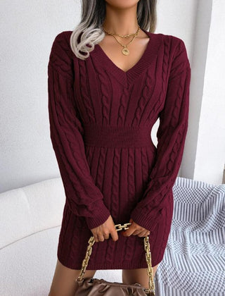 Paula | Langarm-Strickkleid Mit V-Ausschnitt